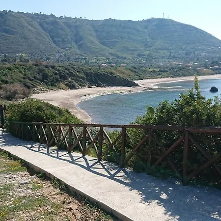 Nicuzza Sea Side, Swimming Pool Villa Cefalu